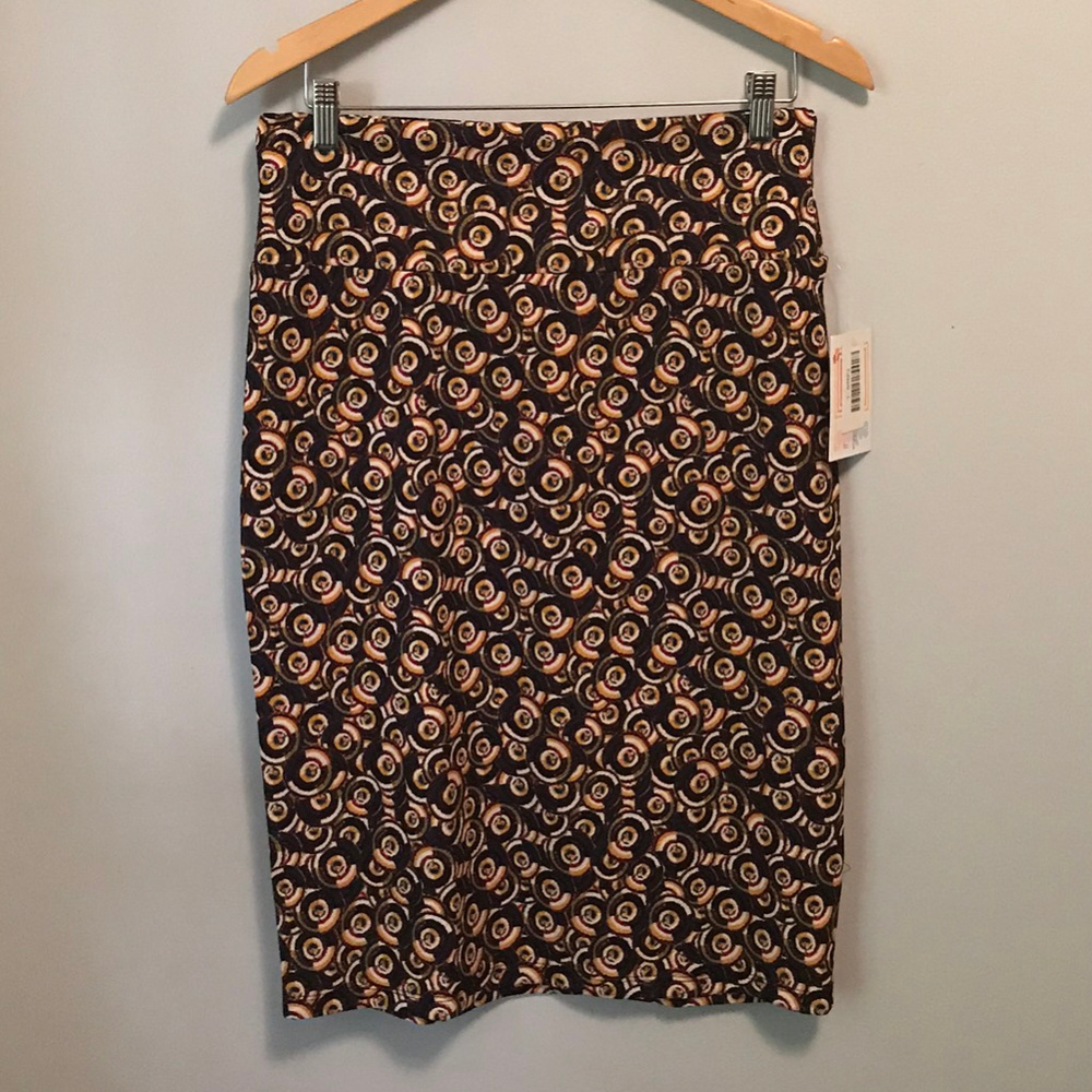 LuLaRoe Cassie Size L NWT